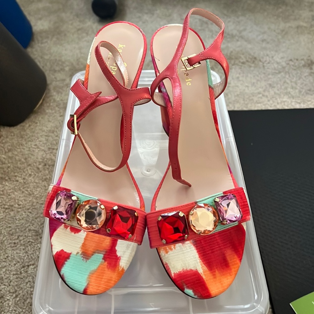Kate spade floral heal with gems never worn